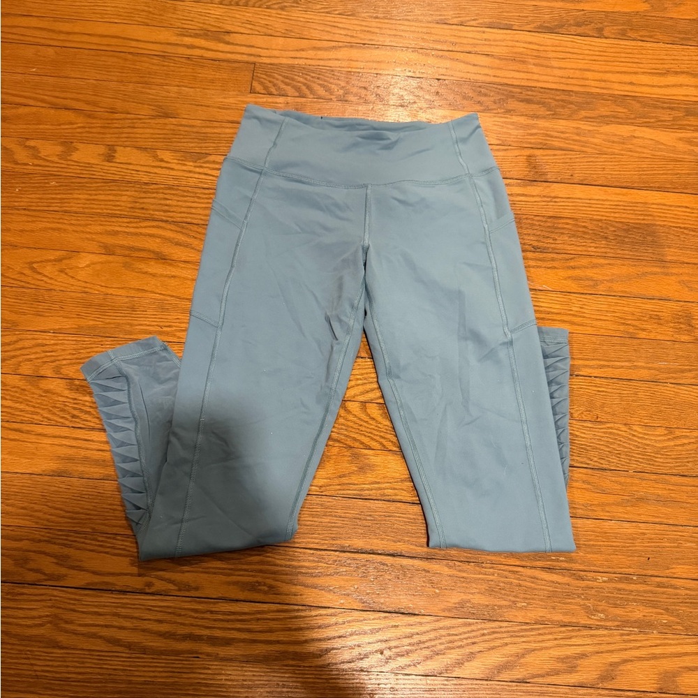 Victoria’s Secret Knockout Light Blue Leggings | Size M | Flattering Fit